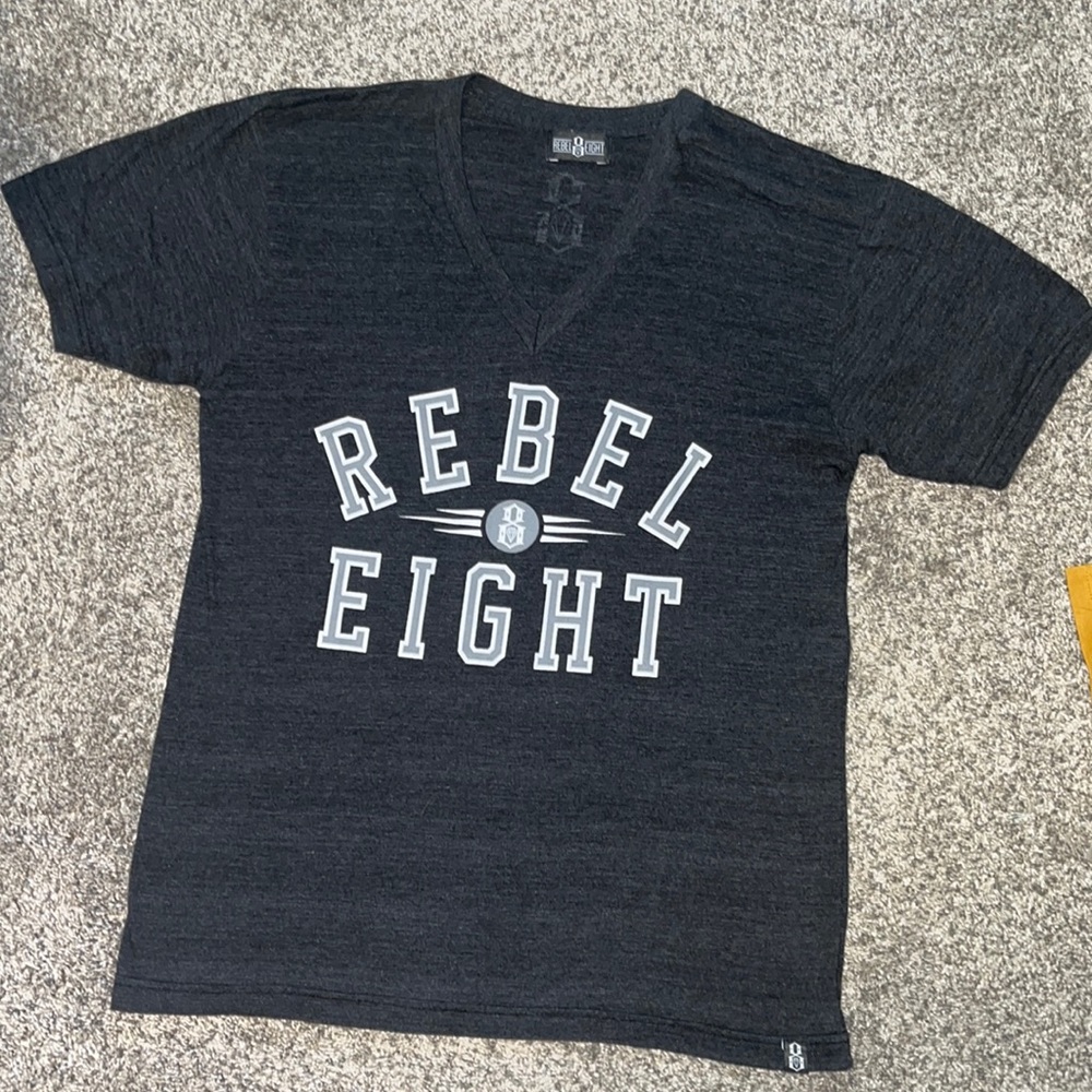 Womens dark Heather gray Rebel Eight 8 vneck top shirt